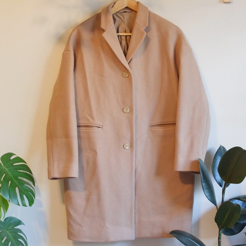 Everlane Cocoon Coat in Camel